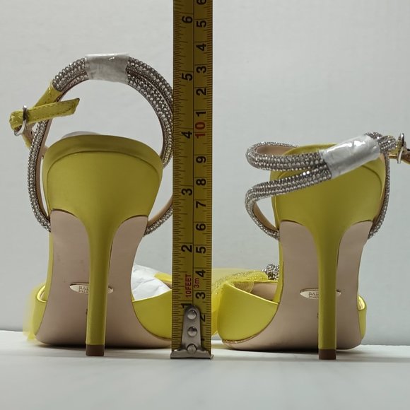 New Badgley Mischka Women's Sacred Pump Soft Lime Size 8 3.5 Inch High Heels - Picture 8 of 10